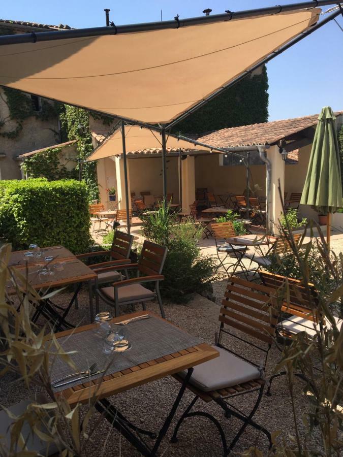 Bed and Breakfast Le Cheval Blanc La Bastide-des-Jourdans Esterno foto